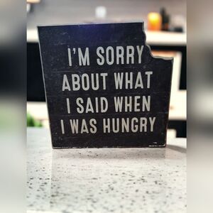 Wood Sign With Corner Bit, 8 x 8 in.